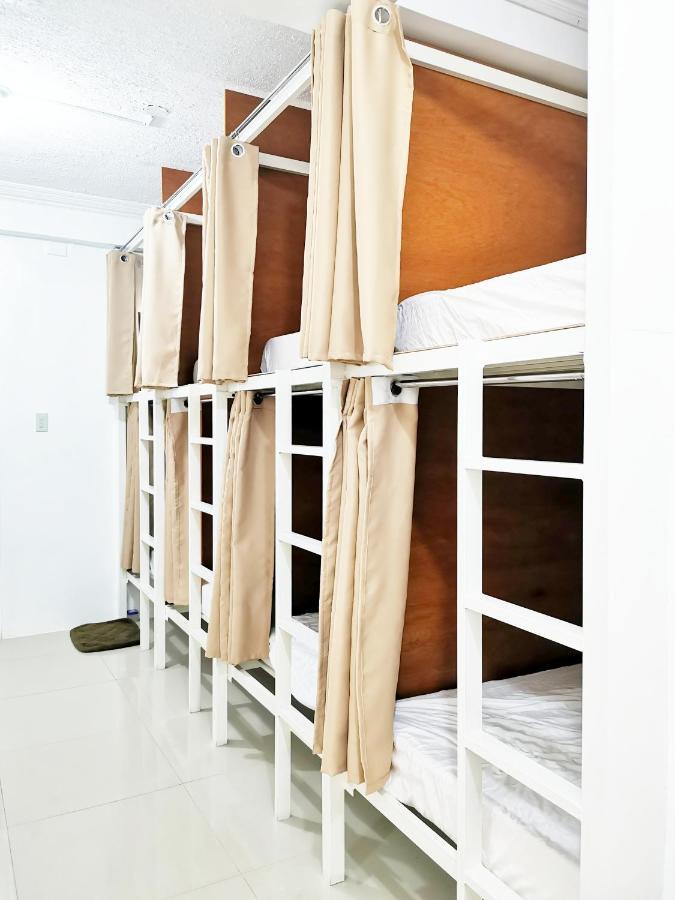 Nomadsmnl Hostel Paranaque City المظهر الخارجي الصورة